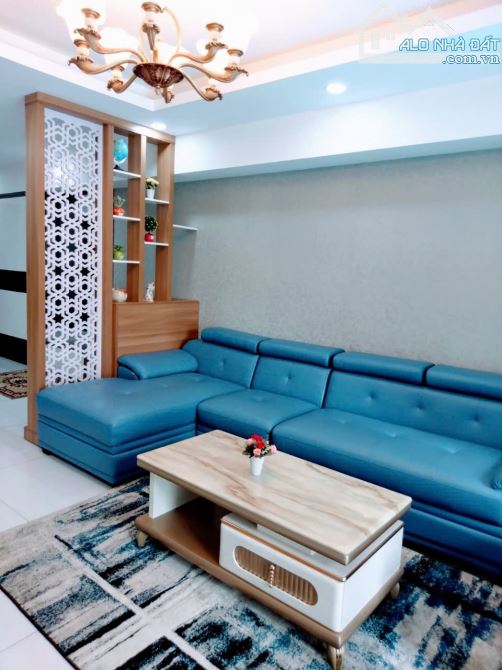 Cho thuê căn hộ MT đường Nguyễn Thị Thập