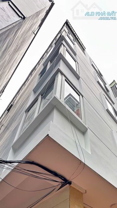 Bán nhà Phạm Văn Đồng, Cầu Giấy HN Lô Góc mới đẹp ở ngay sát phố 5 tầng 7.2 tỷ