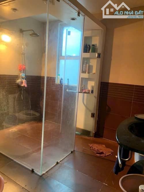 BÁN NHÀ BA THOÁNG KINH DOANH ô tô tránh tại đường láng