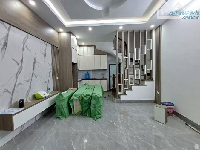 Cần bán nhà mới 35m2 ngõ 514 Phố Thụy Khuê ôtô cách phố 10m