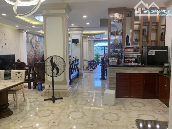 Cao Lỗ Quận 8, bán biệt thự 160m2 ngang 8m, khu vực yên tĩnh dân trí cao. Gấp bán 26,9 tỷ - 6