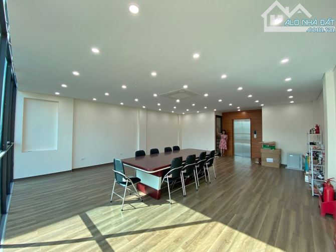 BÁN GẤP NHÀ MẶT PHỐ DƯƠNG QUẢNG HÀM, VỈA HÈ, KINH DOANH_DT 100M2, 4TẦNG, MT 5M, 32TỶ - 1