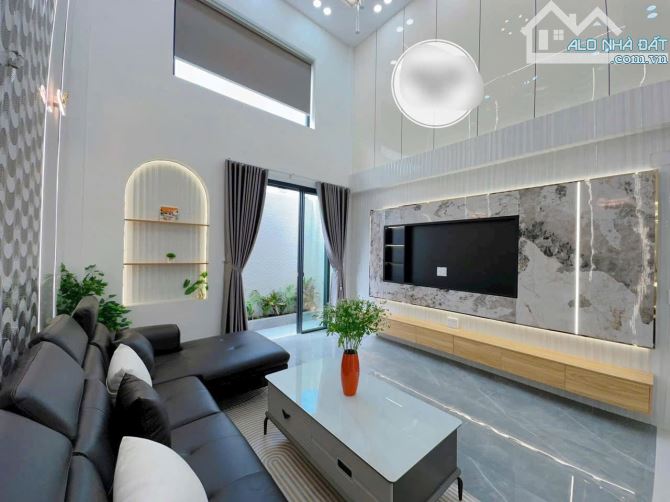 Bình Tân - Nhà hẻm Đường số 7, BHH - Full nội thất - Nhà mới 4 tấm - Sổ hồng riêng - 1