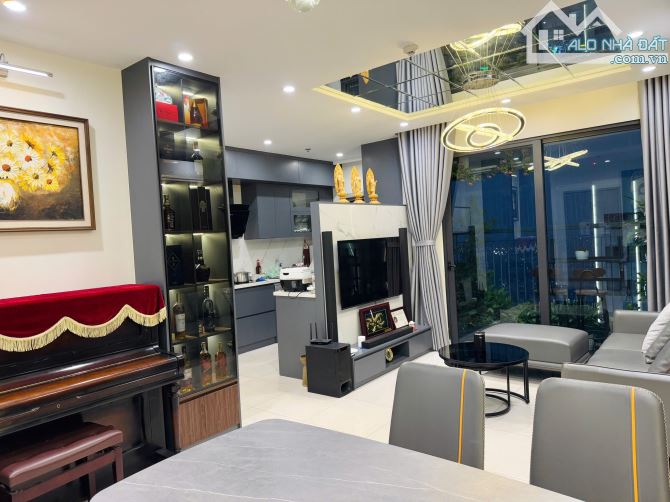 BÁN CHUNG CƯ VINHOMES SMARTCITY, 2 NGỦ, 65M, LÔ GÓC, NỘI THẤT VIP, 3.98 TỶ - 1