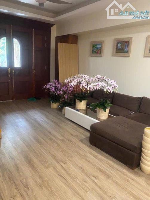 BT Phố Đội Cấn 120m*6T, MT 6m, căn góc, vỉa hè 4m, ngõ 3 ô tô tránh, ô chờ thang máy 38 tỷ - 1
