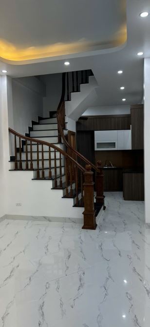 Ở sướng! Hoa hậu Linh Quang 31m2, ôtô, xây mới long lanh, lô góc, ngõ thông KD, gần hồ - 1