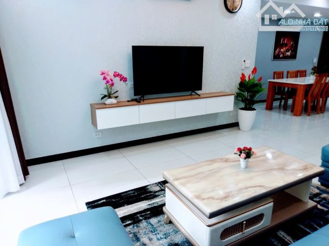 Cho thuê căn hộ MT đường Nguyễn Thị Thập - 1