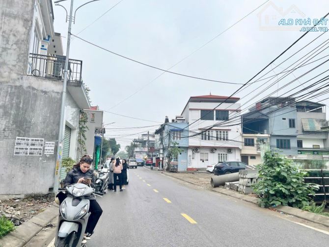 Bán 70m2 đất sau nhà mặt đường cổng làng cá chép Vĩnh Khê – An Đồng giá hơn 2 tỷ - 1