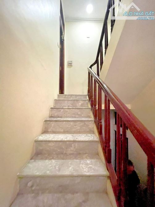 BÁN NHÀ. PHỐ CHÙA HÀ. Q, CẦU GIẤY. 60 m2.  Ô TÔ ĐỖ CỬA. 2 THOÁNG TRƯỚC SAU. Giá 19 tỷ. - 1
