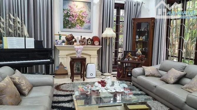 Phố Xuân Đỉnh, Đầu Phạm Văn Đồng, 65m2,View Sân Chơi, 5 Tầng Thang Máy, Mặt Tiền 6.2m - 1