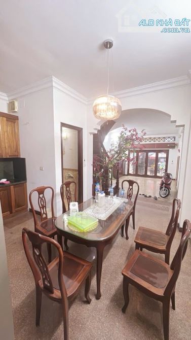 Bán nhà mặt đường Trần Khát Chân 80m2 x 5 tầng mặt tiền 5m. Giá = 21 tỷ - 1