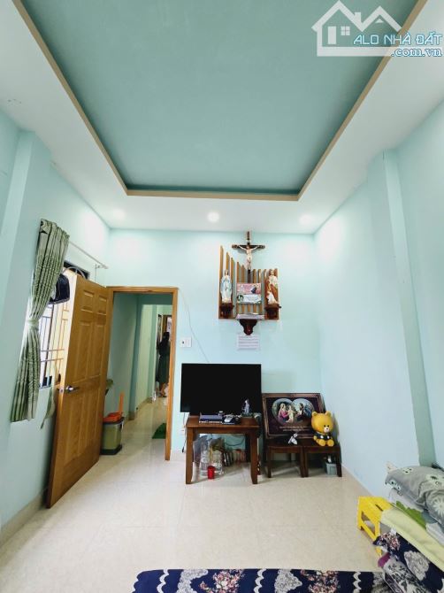 Bán nhà Nguyễn Sơn Tân Phú 54m2 hẻm xe hơi đỗ cổng chỉ 4 tỷ TL - 1