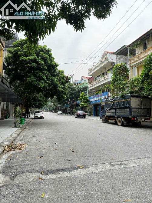 BÁN LÔ ĐẤT MẶT ĐƯỜNG TRẦN PHÚ  - NAM THÀNH - GẦN BV  SẢN NHI NINH BÌNH