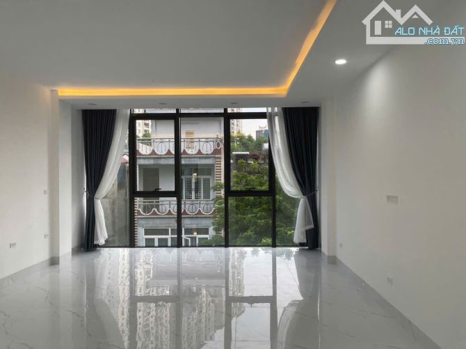 TÒA NHÀ KĐT LINH ĐÀM - PHÂN LÔ VỈA HÈ Ô TÔ DỪNG ĐỖ VIEW VƯỜN HOA-  DT 60M 6 TẦNG THANG MÁY - 2