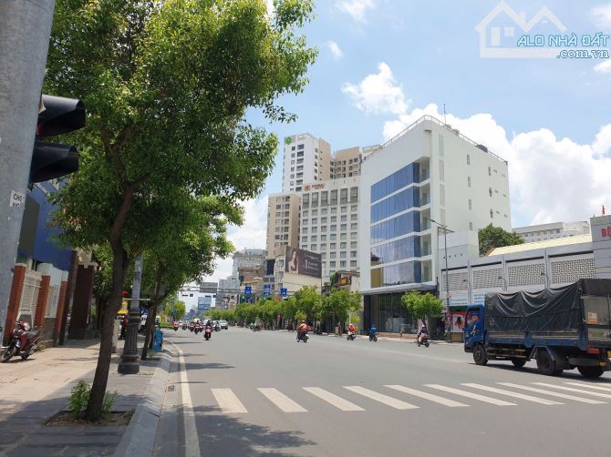 Bán Nhà MT Trường Sa P2 Phú Nhuận DT 9x18m hầm 3 lầu giá 48 tỷ - 2