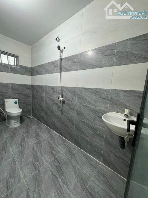 Nhà Mê Lững Mới Đường 3m75 An Hải Bắc Công Năng : 2p ngủ 1wc  Diện Tích : 55m Ngang 4 Huón - 2