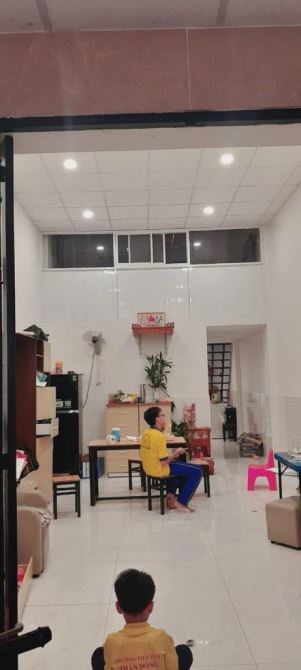 cần bán, vị trí siêu đẹp, HẺM XE HƠI, GẦN QUANG TRUNG, đông hưng thuậnquận 12, giá siêu rẻ - 2