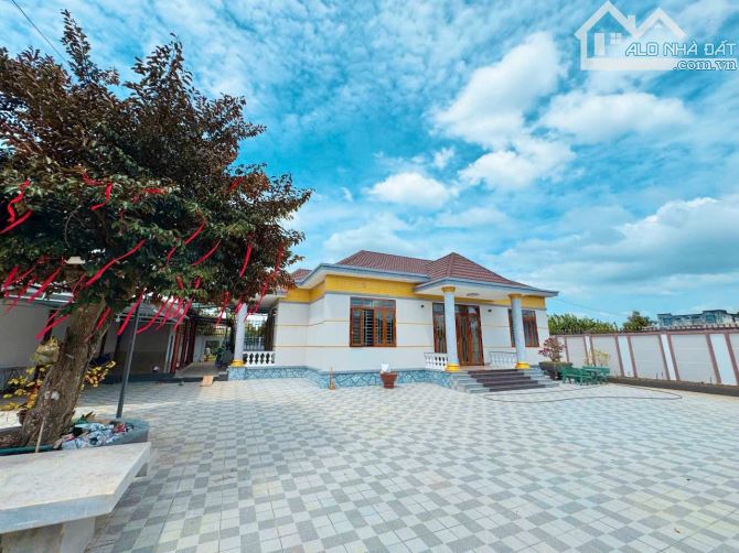 Bán gấp villa 3000m2 Xuân Tây H.Cẩm Mỹ, Shr, ô tô, giá bán gấp chỉ 6ty TL - 3