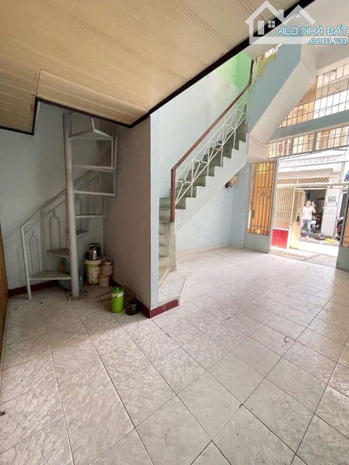 Bán nhà cô Giang Phú nhuận - 68m2 - ô tô thông - 8,15 tỷ - 3