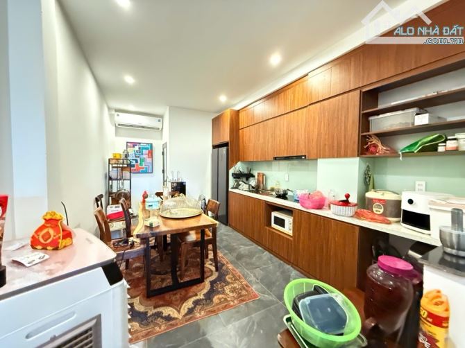 Bán nhà Nghĩa Đô - Cầu Giấy 40m2 x 4Tầng- 4,6m MT - Ô tô để cạnh - 7.x tỷ có thương lượng - 3