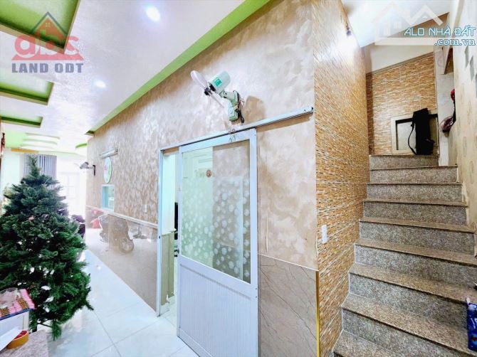 NP079 BÁN CĂN NHÀ 1TRỆT 2LẦU MẶT TIỀN KINH DOANH  PHƯỜNG TÂN HÒA , BIÊN HÒA, ĐỒNG NAI. GIÁ - 3
