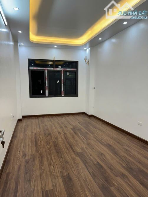 Ở sướng! Hoa hậu Linh Quang 31m2, ôtô, xây mới long lanh, lô góc, ngõ thông KD, gần hồ - 3