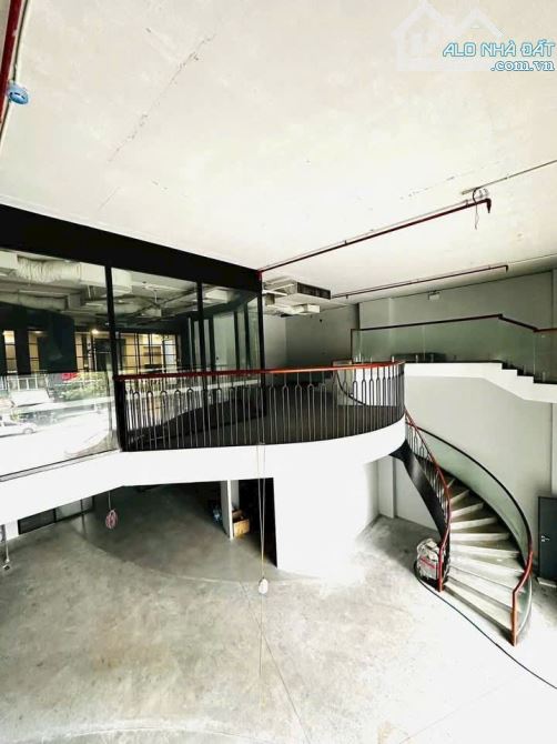 Chào bán siêu phẩm toà nhà căn góc Mặt Phố Thái Hà - Huỳnh Thúc Kháng 138M 22mt 10 tầng - 4