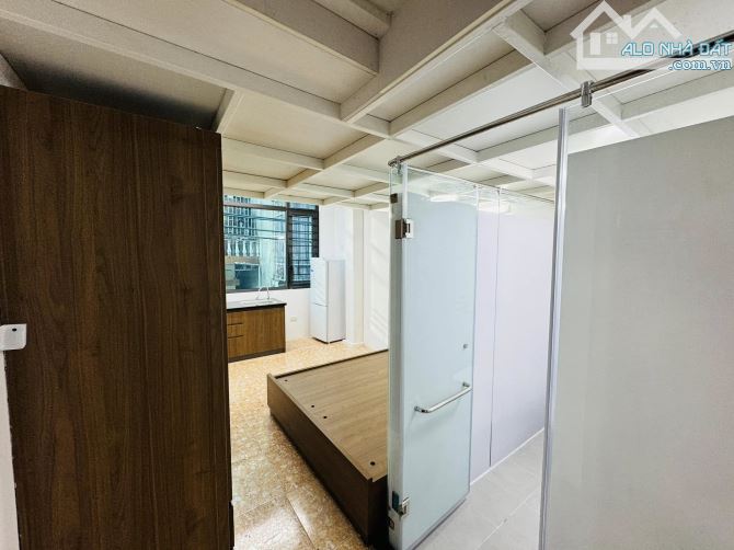 BÁN TÒA CCMN LÔ GÓC - THANG MÁY - DÒNG TIỀN 1.2 TỶ/NĂM - TRẦN PHÚ. 100m2 - 6 TẦNG. - 4