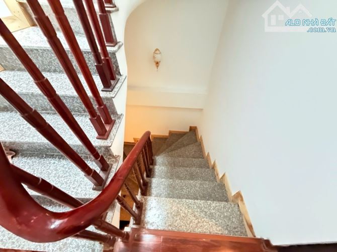 Bán nhà Nghĩa Đô - Cầu Giấy 40m2 x 4Tầng- 4,6m MT - Ô tô để cạnh - 7.x tỷ có thương lượng - 4
