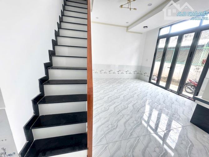 CHỦ GỞI BÁN NHÀ 1TRỆT 1LẦU. DT: 51M2 (DT SÀN: 102M2) NGAY UBND P.TÂN VẠN. GIÁ CHỈ 1,970 TỶ - 4