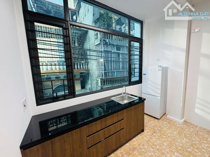 BÁN TÒA CCMN LÔ GÓC - THANG MÁY - DÒNG TIỀN 1.2 TỶ/NĂM - TRẦN PHÚ. 100m2 - 6 TẦNG. - 5