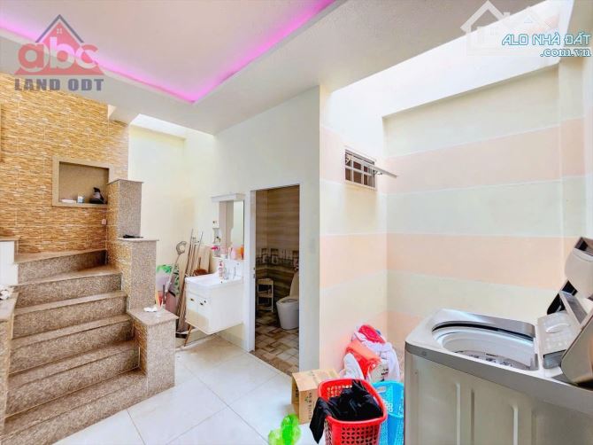 NP079 BÁN CĂN NHÀ 1TRỆT 2LẦU MẶT TIỀN KINH DOANH  PHƯỜNG TÂN HÒA , BIÊN HÒA, ĐỒNG NAI. GIÁ - 5