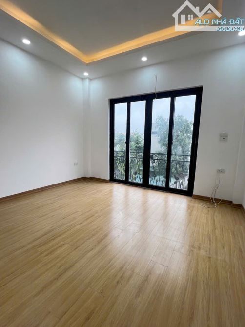 Bán Nhà Ngọc Hồi,Thanh trì, 6,25 tỷ, 40m2, 5PN, 4WC, lô góc,ô tô ngủ trong nhà,Pháp lý đầy - 5