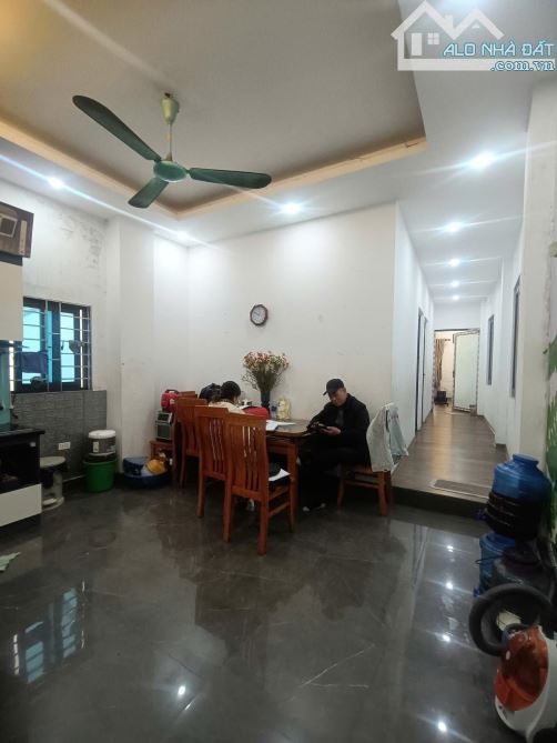 BÁN NHÀ MẶT PHỐ HOÀNG CẦU VIEW HỒ Ô TÔ KINH DOANH 75m2 x 3T x 37 tỷ - 5