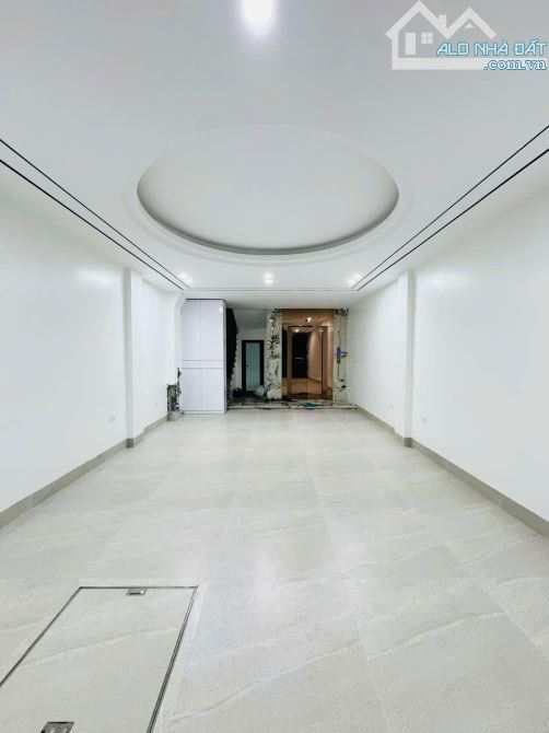 Bán nhà đẹp Nguyễn Sơn, Gia Thụy DT 45 M2, 7 Tầng, MT 4,3M, GARA 2 Ô TÔ, THANG MÁY - 5
