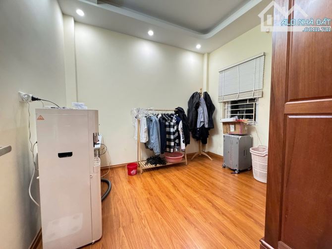 Siêu Hiếm! Pháo Đài Láng - Đống Đa, Lô góc, ô tô đỗ cổng, nhà đẹp sát phố, 5 Tầng, 10.6 Tỷ - 6