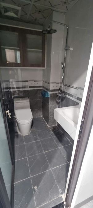 B.Á.N NHÀ  LAI XÁ ,  Ô TÔ TRÁNH, VỈA HÈ RỘNG , 7 TẦNG THANG MÁY NHẬP 51M2, 13 TỶ 5 - 7