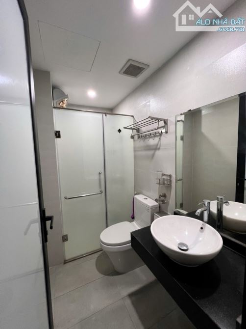 BÁN NHÀ HOÀNG CẦU,63m2 x 7 TẦNG,THANG MÁY, KINH DOANH ĐỈNH, 3 OTO TRÁNH ĐỖ DỪNG - 8