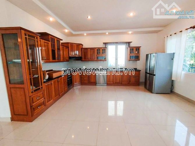 Cho thuê biệt thự khu compound, 3 tầng, hồ bơi, sân vườn, 350m2, 5PN - 8