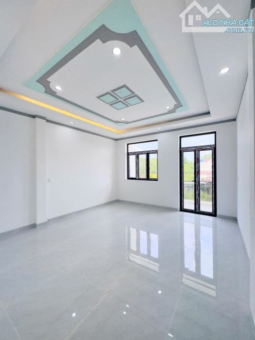 BÁN NHÀ 1TRỆT 3LẦU. DT: 90M2 (DT SÀN: 263M2) KDC HOÀNG MINH CHÁNH P.HOÁ AN. GIÁ CHỈ 4,7 TỶ - 8