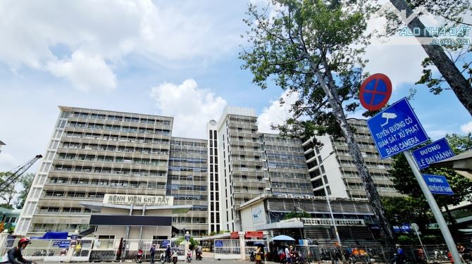 Bán MT Đỗ Ngọc Thạnh, ngay chợ Tân Thành ( DT: 4.1x18.5m, hầm 4 lầu) phường 15 quận 5