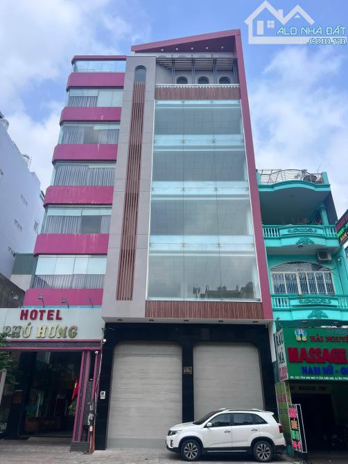 Building hầm 7 tầng MT Tân Sơn Nhì (DT 8.2x21m) 1200m2 sàn - HĐ thuê 200tr/tháng