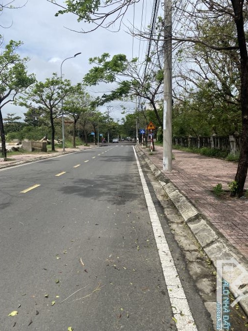 🔥 BÁN ĐẤT BIỆT THỰ MẶT TIỀN NGUYỄN VĂN HUYÊN – TRUNG TÂM TUY HÒA 🔥