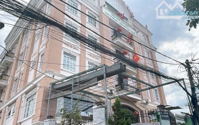 KHÁCH SẠN 3* VIEW SÔNG THƠ MỘNG, SÁT MẶT TIỀN PHẠM V. ĐỒNG, 6 TẦNG 550m2; 90 TỶ.