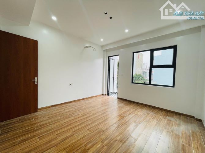 NHÀ PHÚ MỸ - NGÕ THÔNG - Ô TÔ NHỎ ĐỖ CỬA - KINH DOANH - BÁN HÀNG - NHỈNH 6 TỶ