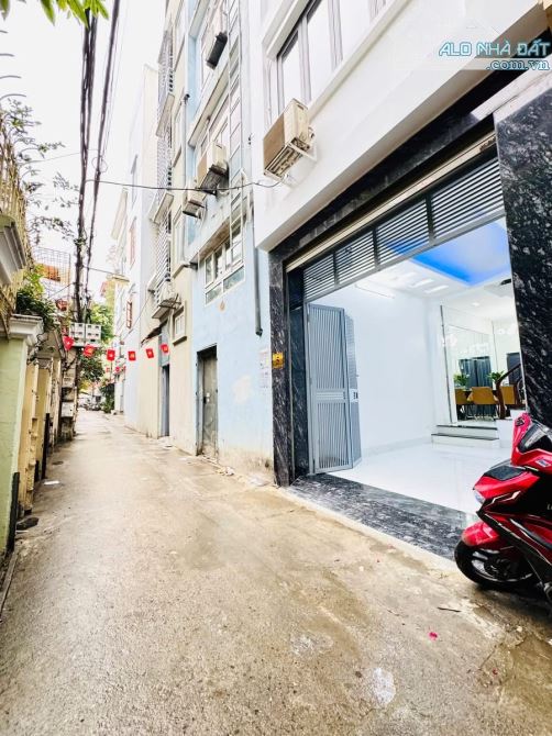 Siêu Hiếm! Hoa Bằng - Yên Hoà, phân lô ô tô, ngõ thông kinh doanh, 34m2, 6 Tầng, 8.38 Tỷ
