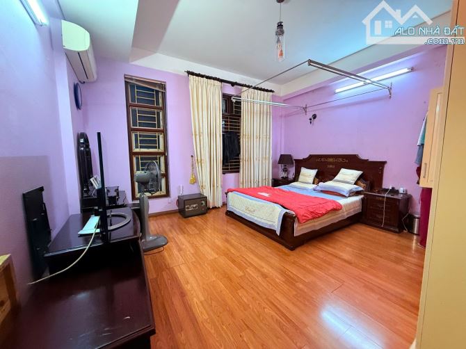 BÁN NHÀ PHÂN LÔ KĐT ĐẠI KIM – 62M² – 5 TẦNG – Ô TÔ TRÁNH – VỈA HÈ – 16.5 TỶ