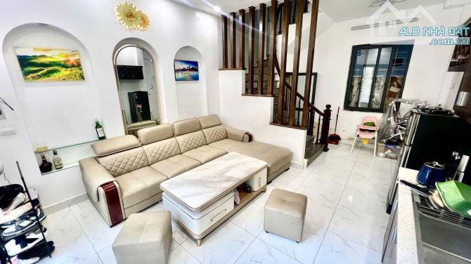 Bán Nhà Nguyễn Trãi, Thanh Xuân, 30m², 4 Tầng, Chỉ 4.85 Tỷ