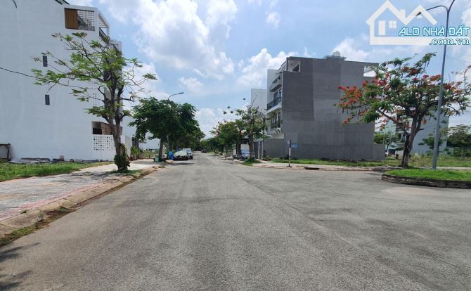 ĐẤT NỀN QUẬN 9 - GIÁ-27TR/M2- NGAY ĐƯỜNG VÀNH ĐAI 3 , ĐƯỜNG LIÊN PHƯỜNG .