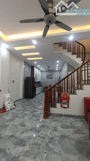 Bán nhà Phan Trọng Tuệ, Thanh Trì, 50m2, 4 tầng, MT5m, 6.9 tỷ